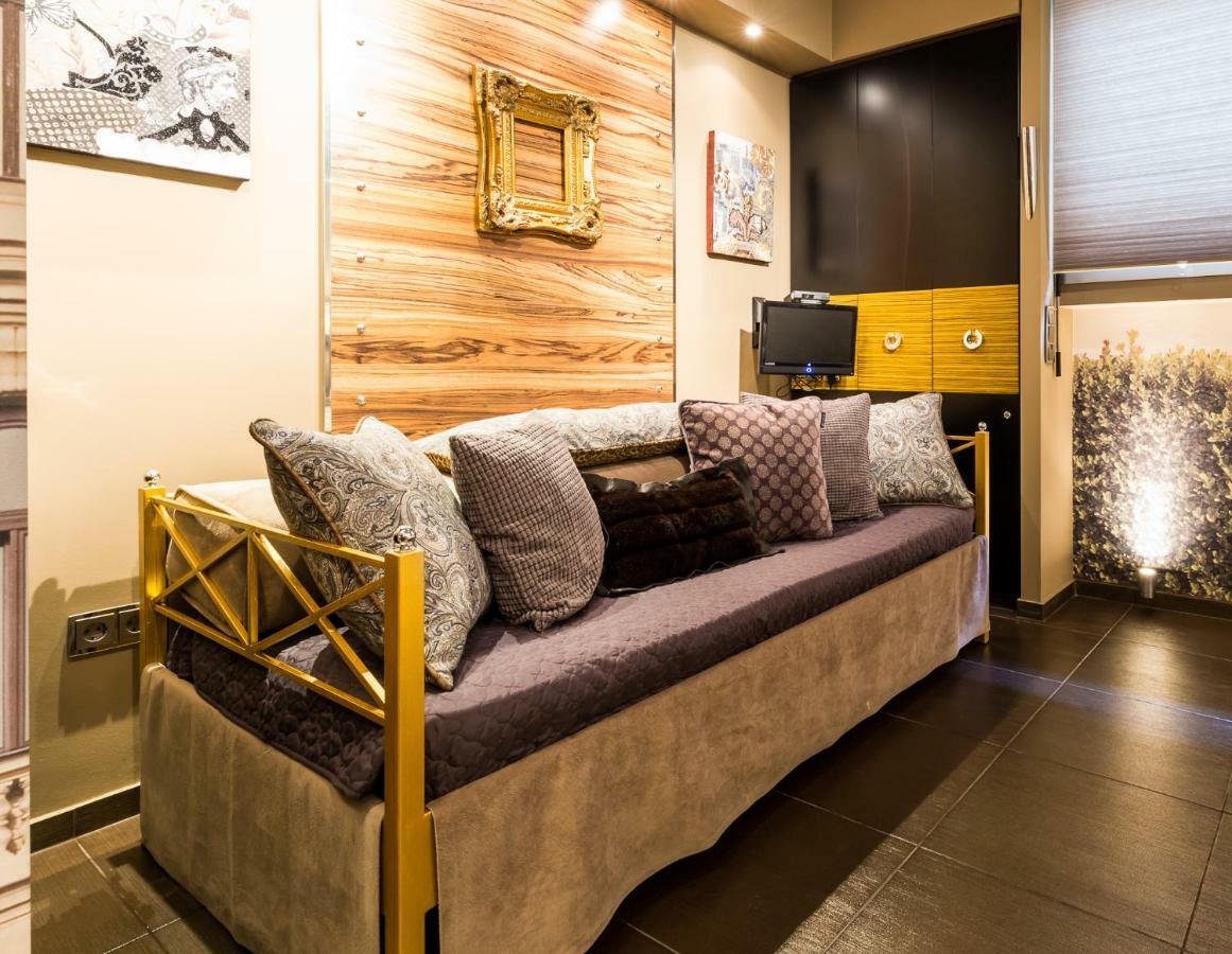 Outstanding Studio In Kolonaki Near The Metro أثينا المظهر الخارجي الصورة